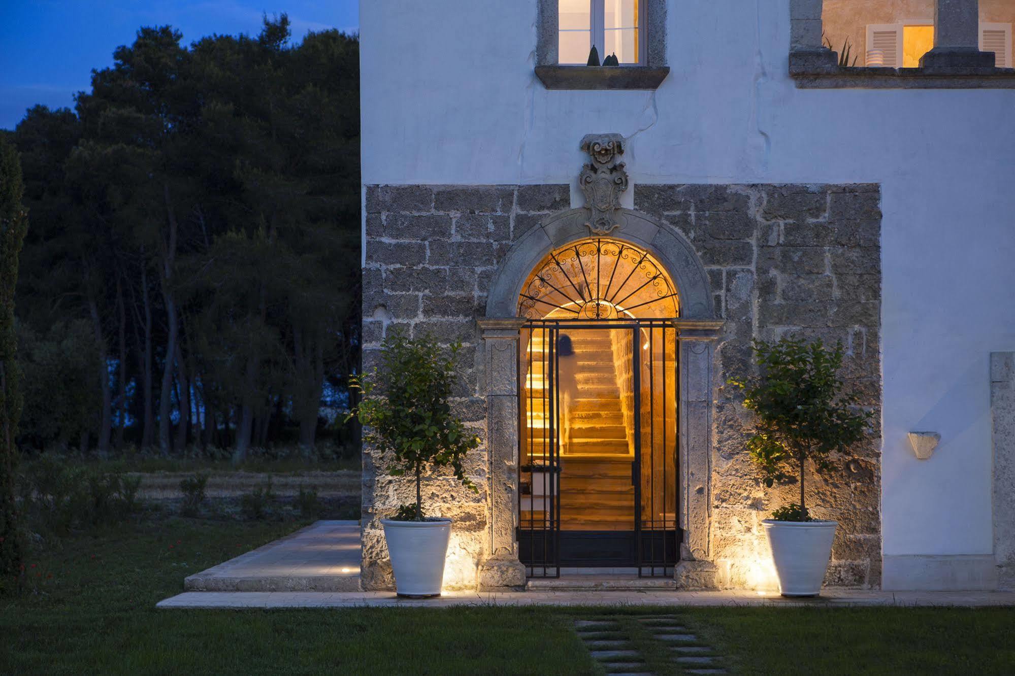 Critabianca - Masseria In Salento Cutrofiano Buitenkant foto