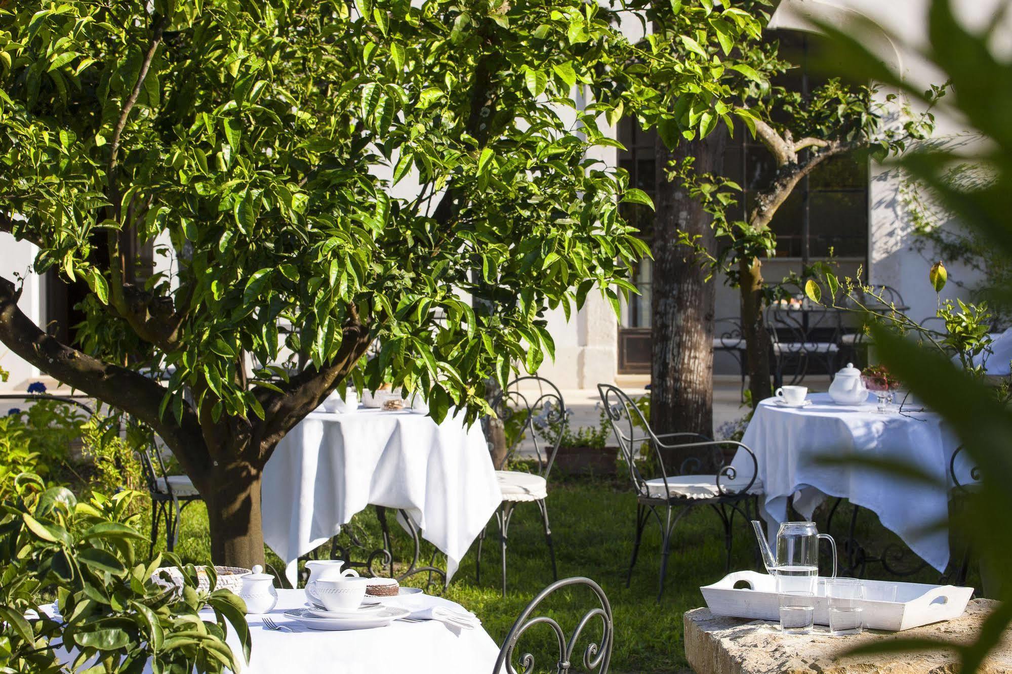 Critabianca - Masseria In Salento Cutrofiano Buitenkant foto